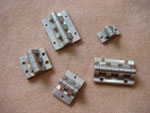 glasses_hinges